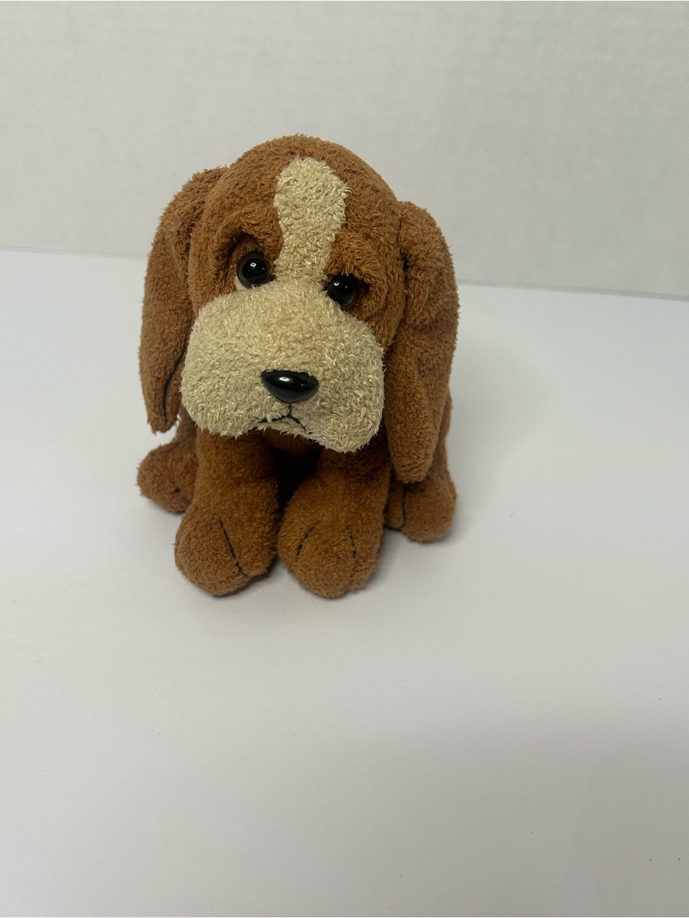 Russ Berrie Luv Pets Puddles Brown/white Dog Beanbag 5" Plush stuffed animal